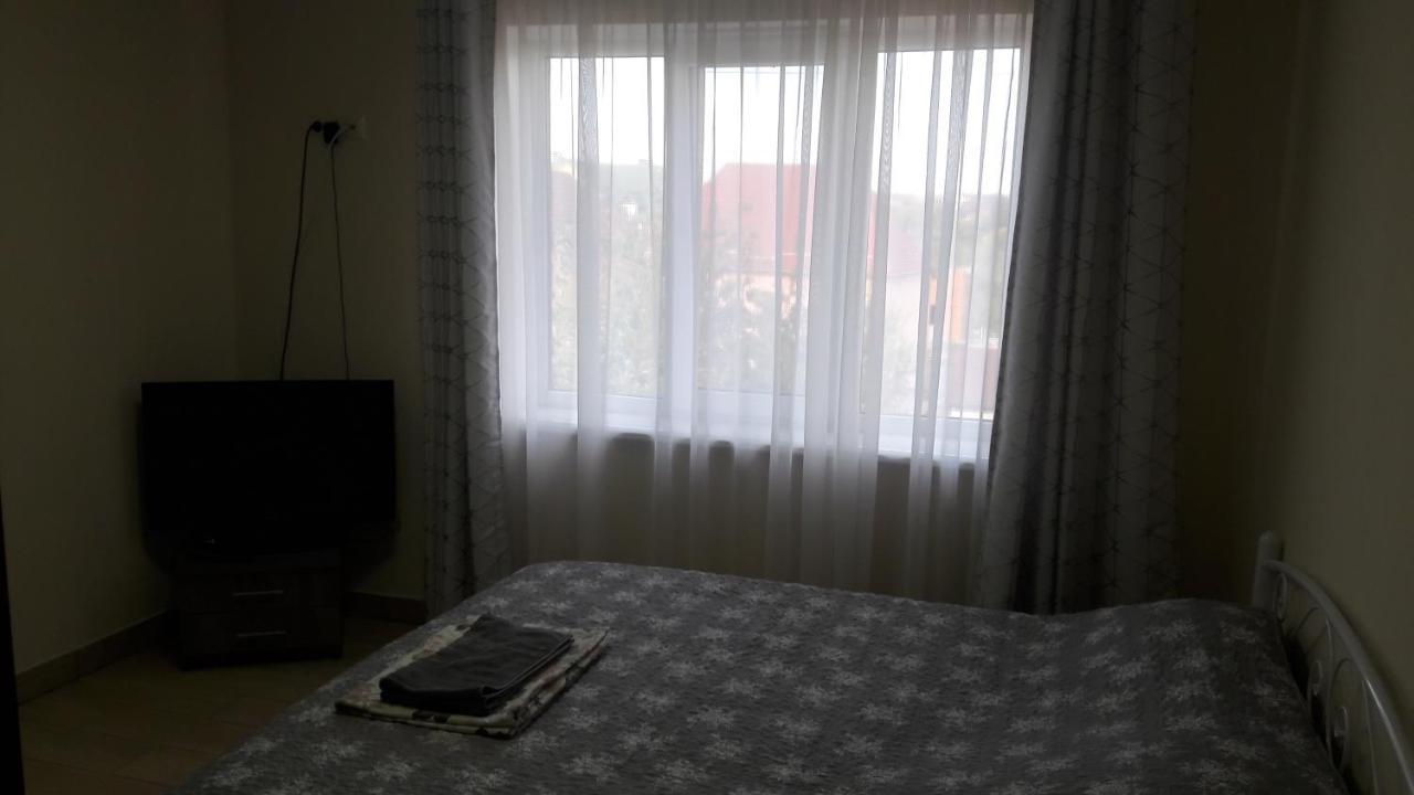 105 Apartment Khmel'nyts'kyy Exterior photo