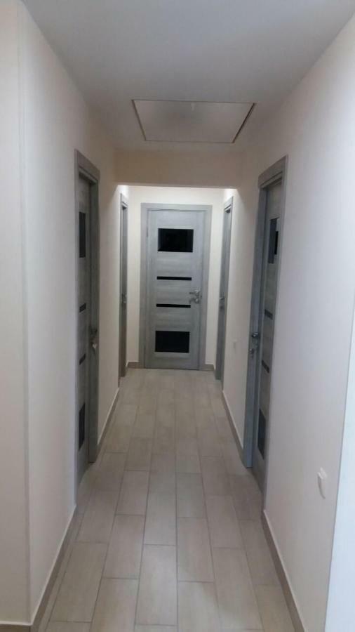 105 Apartment Khmel'nyts'kyy Exterior photo